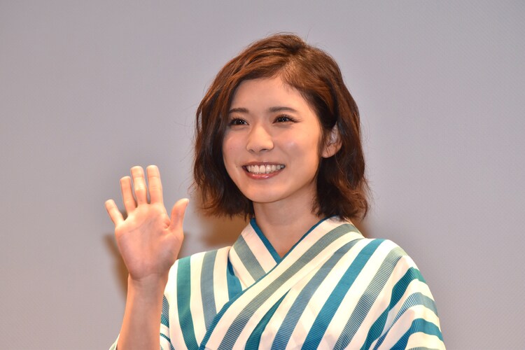 松岡茉優